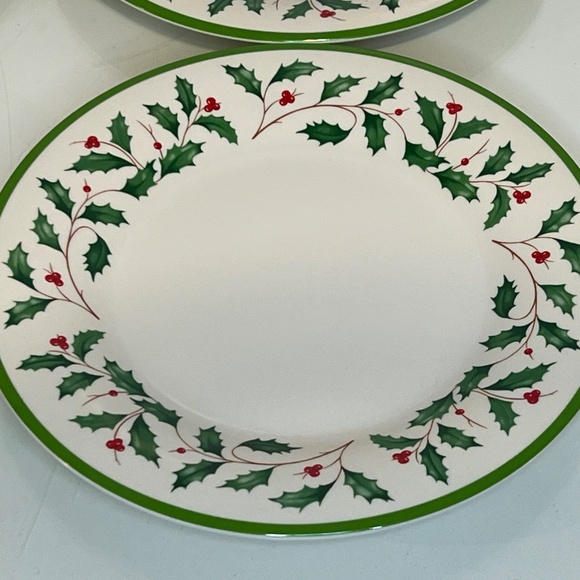 Lenox Holiday Melamine Accent Plates, Set of 4, 8 Inch, New - Picture 5 of 13